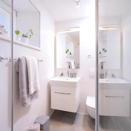 Moscatello Vila Hvar Town