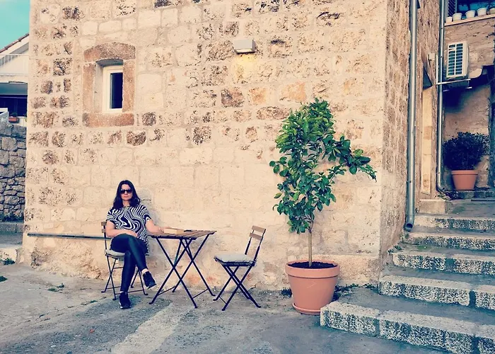 Moscatello Hvar Town